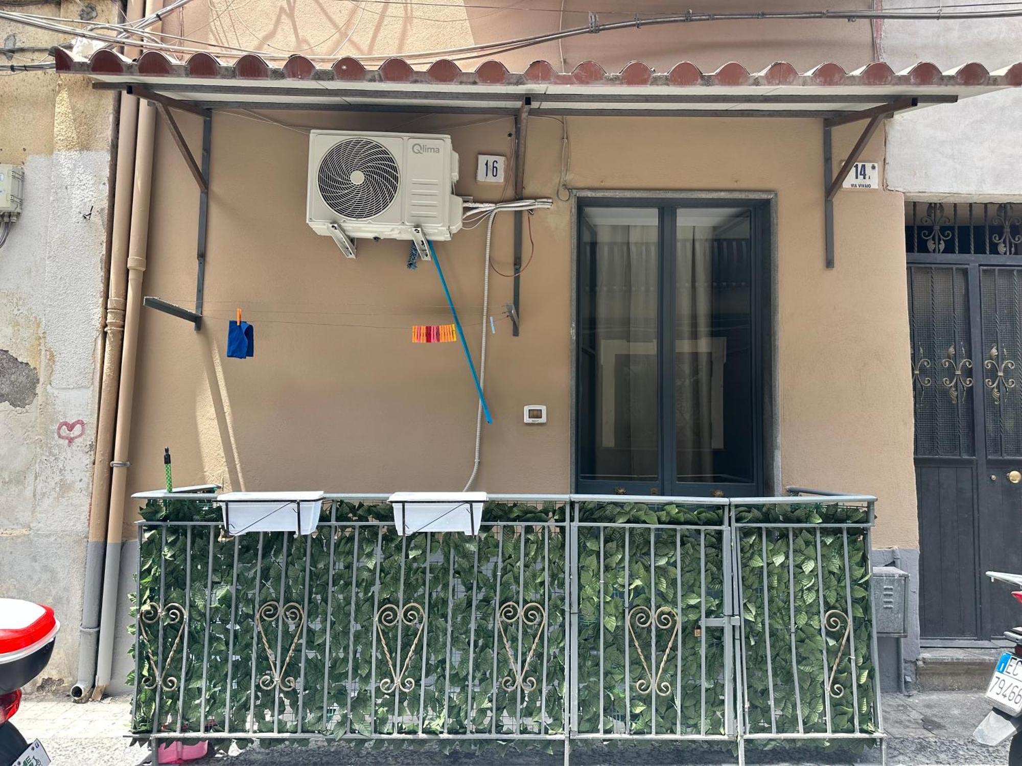 Bonahouse Apartment Catania Exterior photo